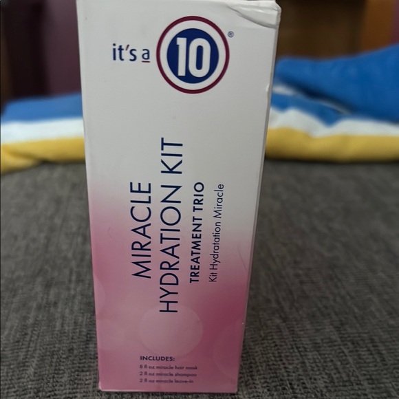 It's a 10 Miracle Moisture Hair Kit NIB - Picture 4 of 4